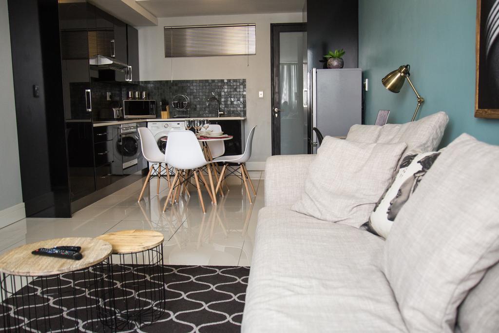 Apartment 64 At 77 On Independence Ave Windhuk Zewnętrze zdjęcie